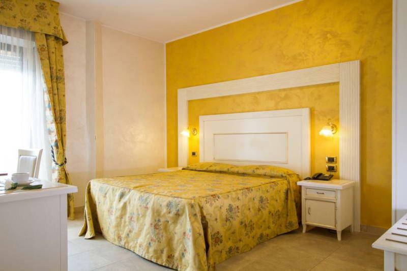 Hotel Diplomat Palace ริมินี ภายนอก รูปภาพ