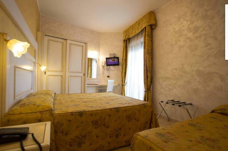 Hotel Diplomat Palace ริมินี ภายนอก รูปภาพ